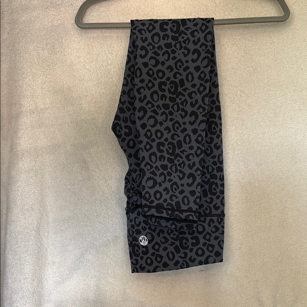 Til You Collapse Cheetah/Leopard Print Leggings. Gray with black spots